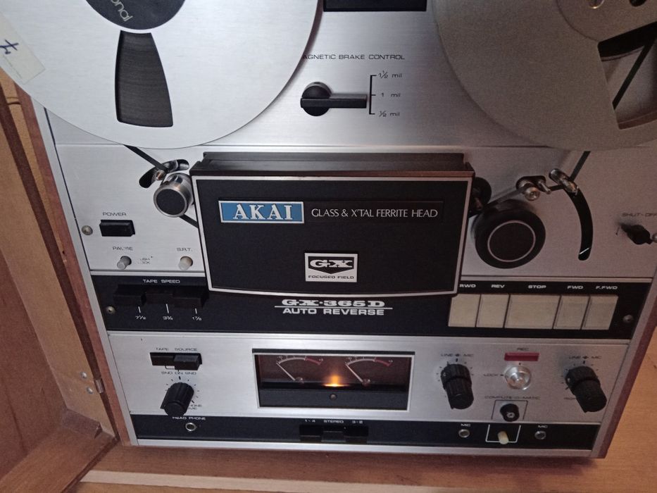 Magnetofon AKAI GX 365D ptofesional funcțional.posibilitate viteza 38