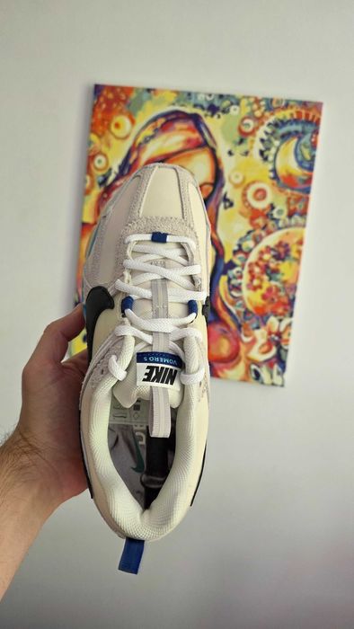 Nike - Zoom Vomero 5 - "Design By Japan"