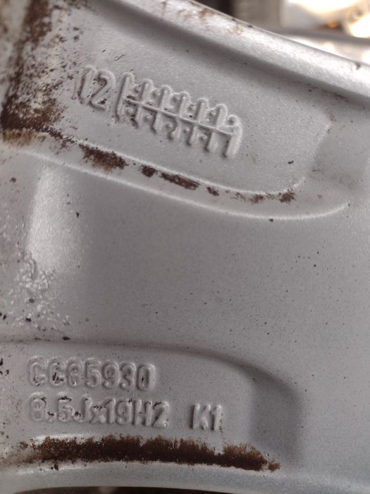 Перфектни Borbet 19-5x130 ET53 8.5j. Audi Q7 4L