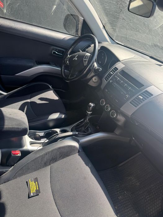 MITSUBISHI Outlander 2011 — imagine 3