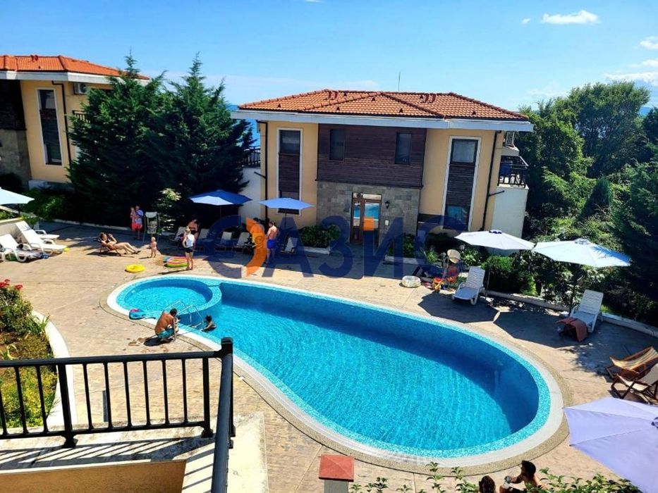 Продава се Едностаен апартамент в Созопол - 51 кв.м за 883 €/кв.м - Снимка #13