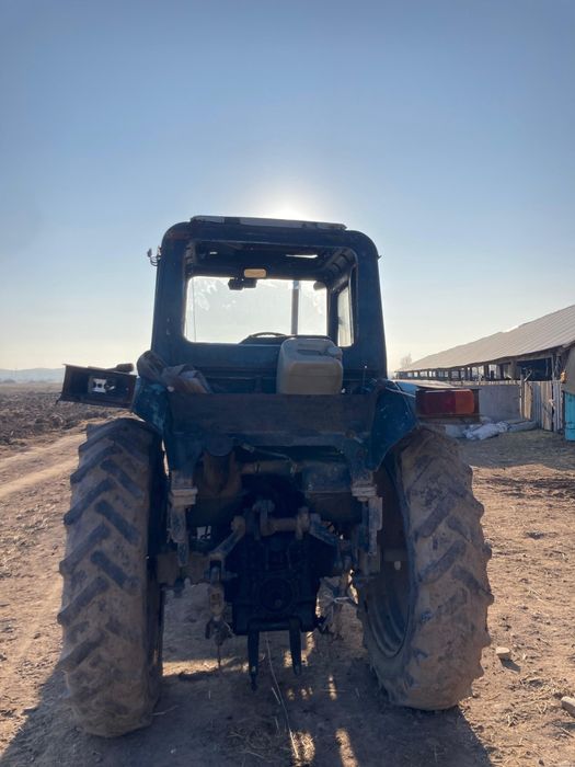 Срочно продам трактор