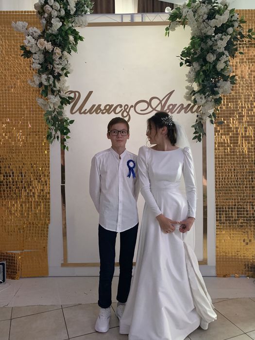 Свадебное платье