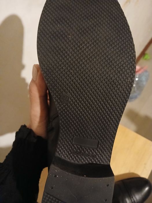 Дамски кожени ботуши