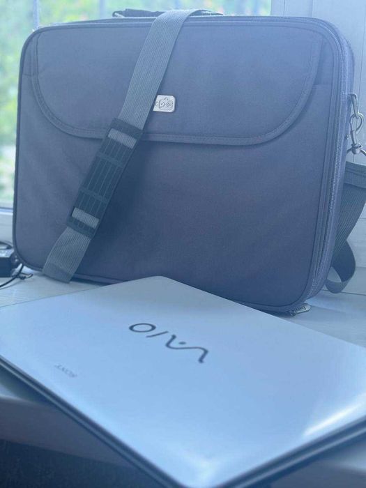 Ноутбук Sony VAIO 15
