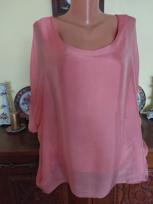 Bluza din matase naturala 100%, dublata cu maiou din vascoza si maneca model fluture