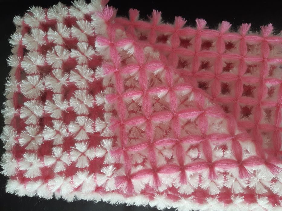 Păturică pom-pom mohair