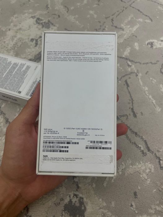 Айфон 15 128 гб.