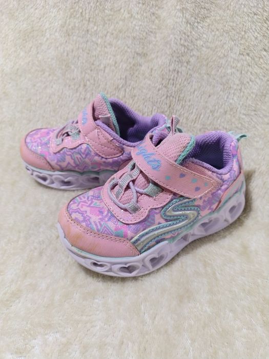 Adidasi fetita Skechers marimea 23