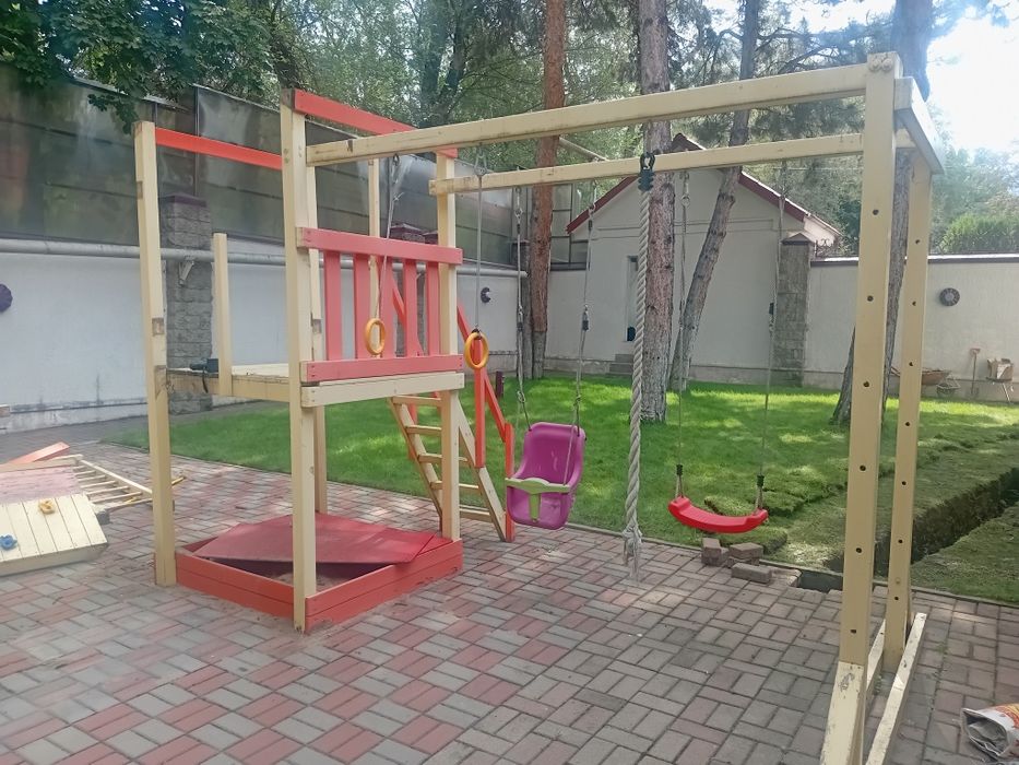 Продам детскую горку