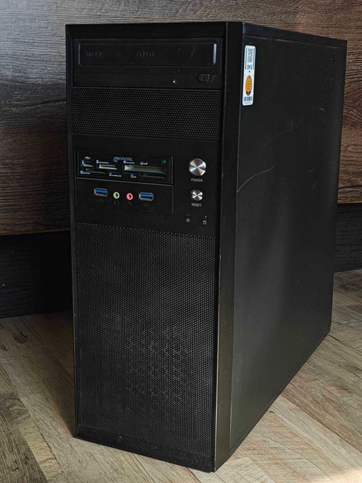 Компютър за работа и игри