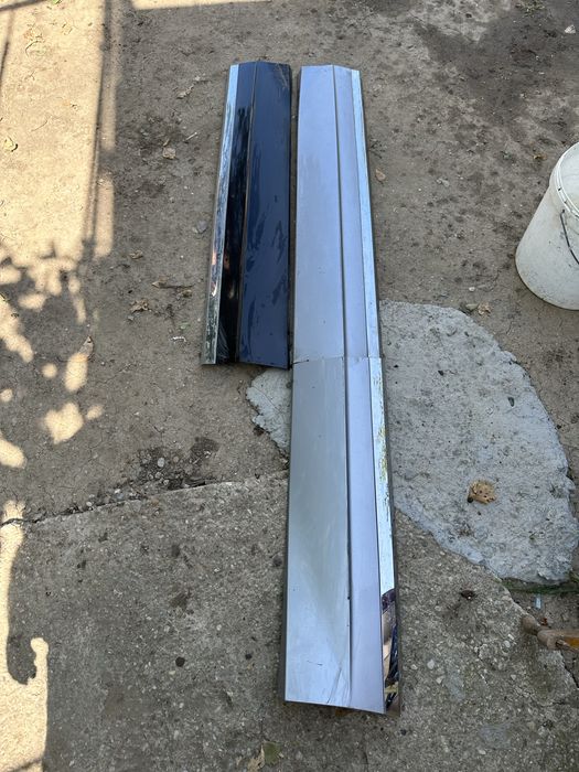 Bandouri uși stânga dreapta vw touareg 3.