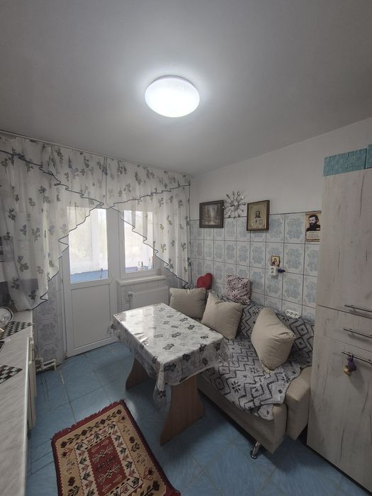 Inchiriez apartament 2 camere, zona Vidin-Progresul, mobilat si utilat