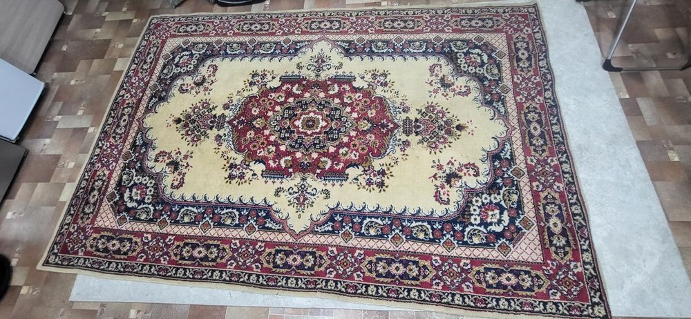 Продам ковер продам