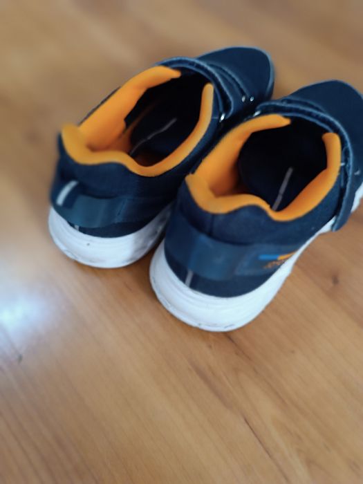 Кроссовки Jomoto