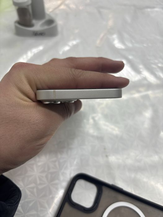 Iphone 13 в отличном состоянии