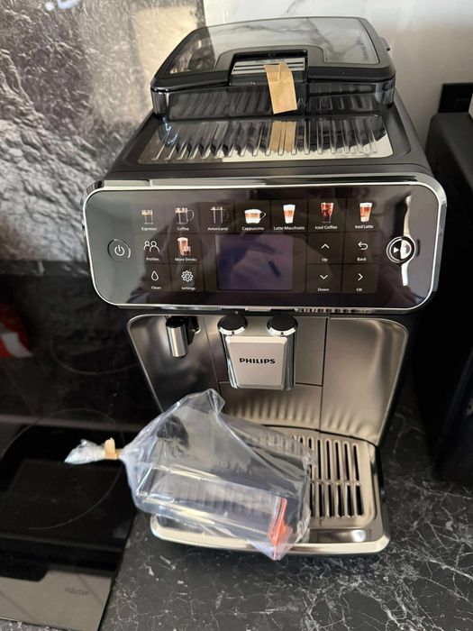 Philips latte go seria 5500 cel din inox !