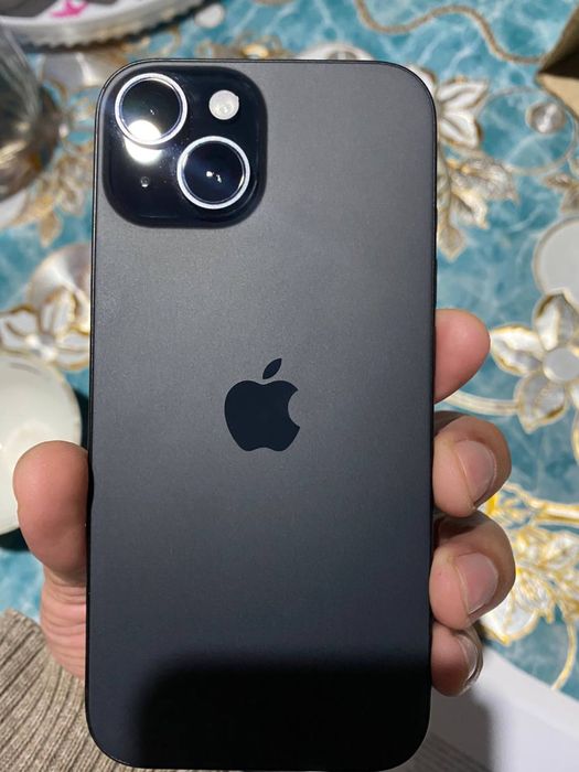 IPhone 15 xolati yaxshi zur