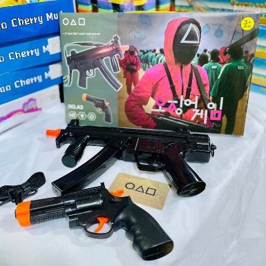 Фигурки Squid game/Маски squid game/Оръжия