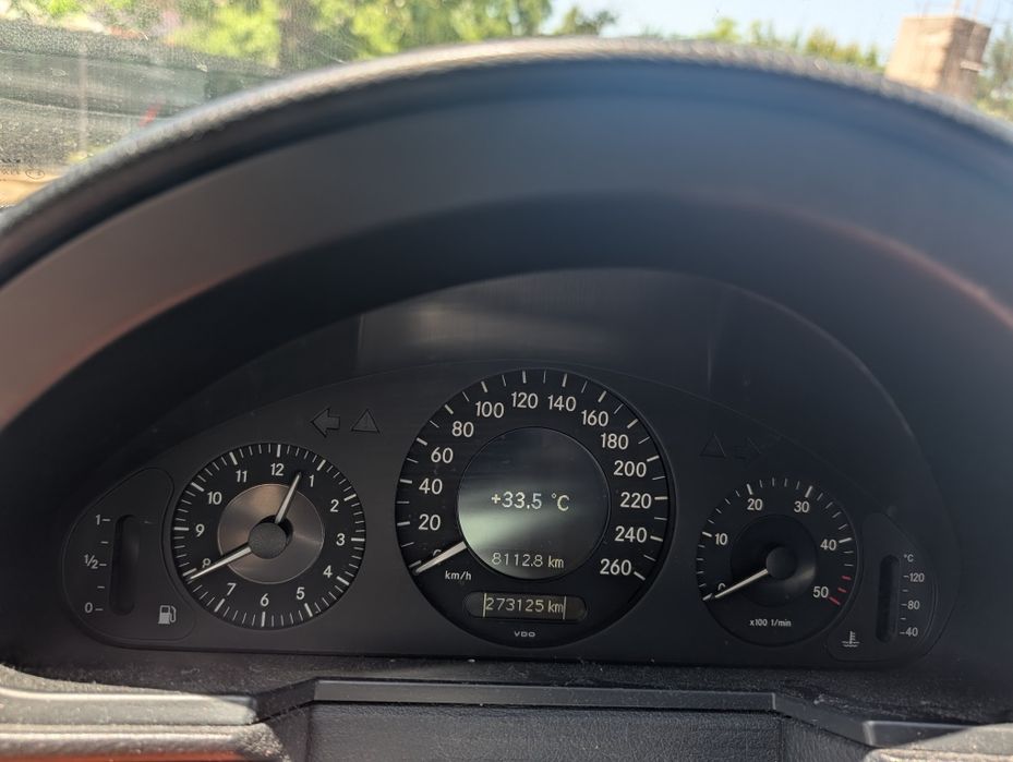 Vând autoturism Mercedes Benz