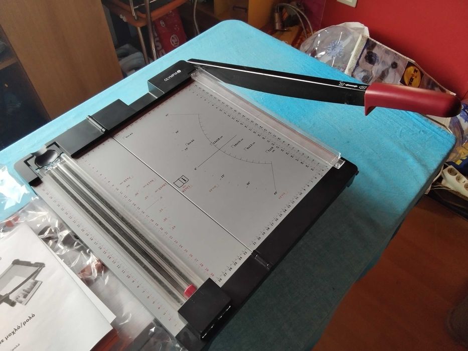 оригинална немска гилотина за рязане фотографии и визитки