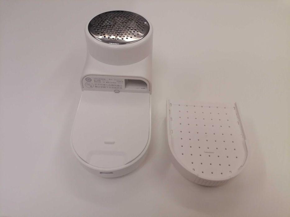 Машинка для удаления катышек