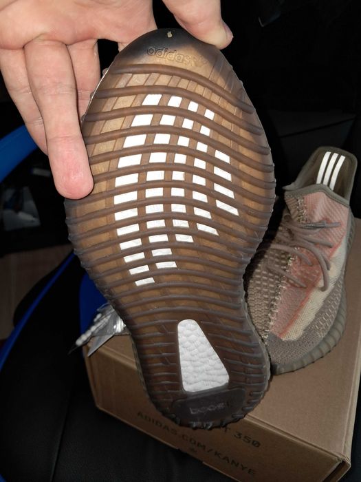 Yeezy Boost 350 v2 Sand Taupe 38-39