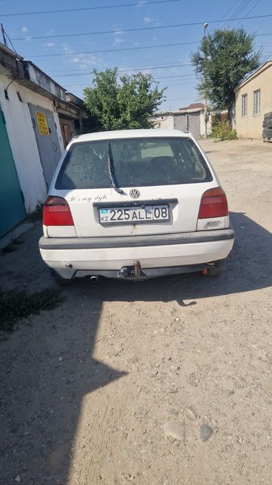 Гольф 3  сатылады
