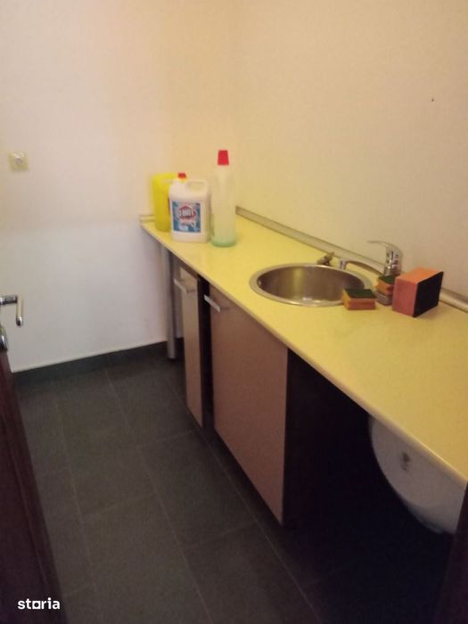 Spatiu comercial 350 mp parter