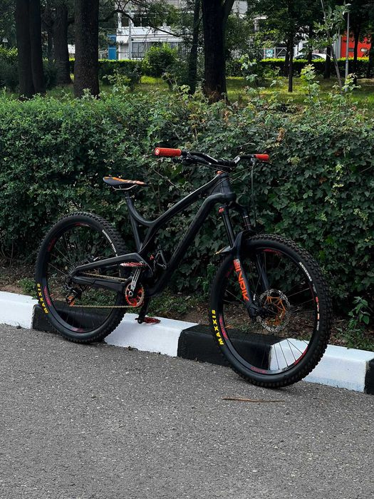 Evil Insurgent Carbon 27.5