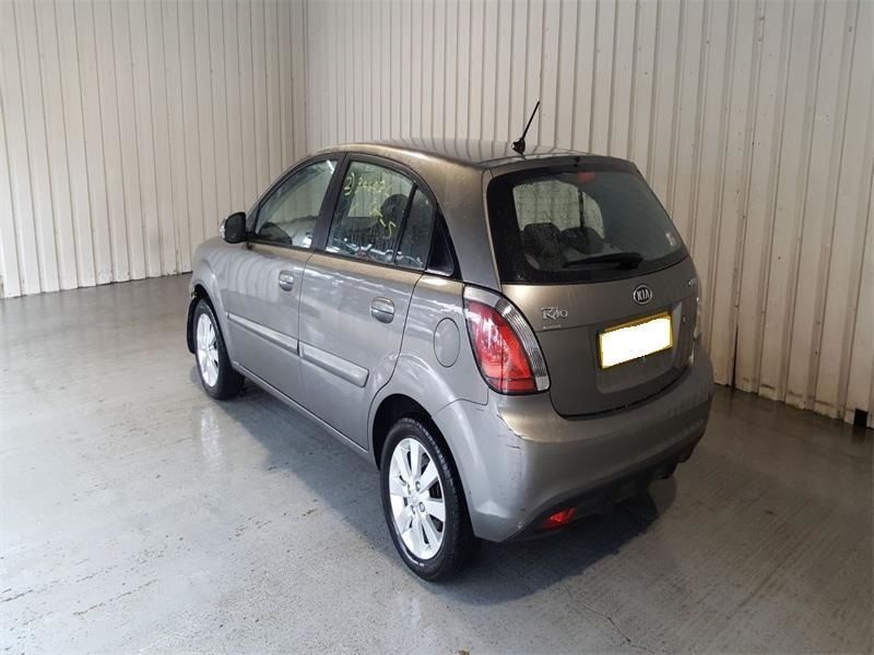 Stopuri Kia Rio 2011 Hatchback 1.5 D D4FA ok