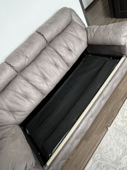 Продам диван новый