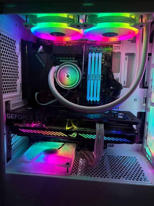 Sistem PC Gaming i7 10700KF 32GB 3200MHZ