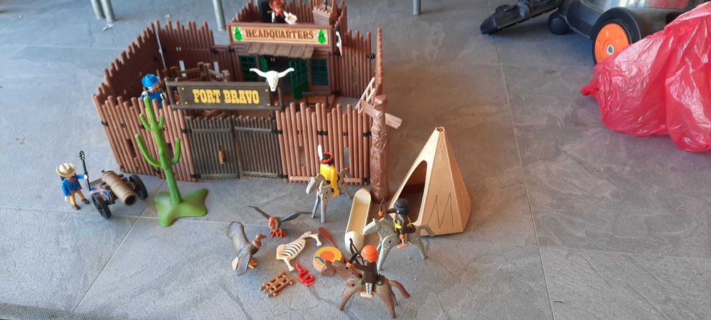 western playmobil