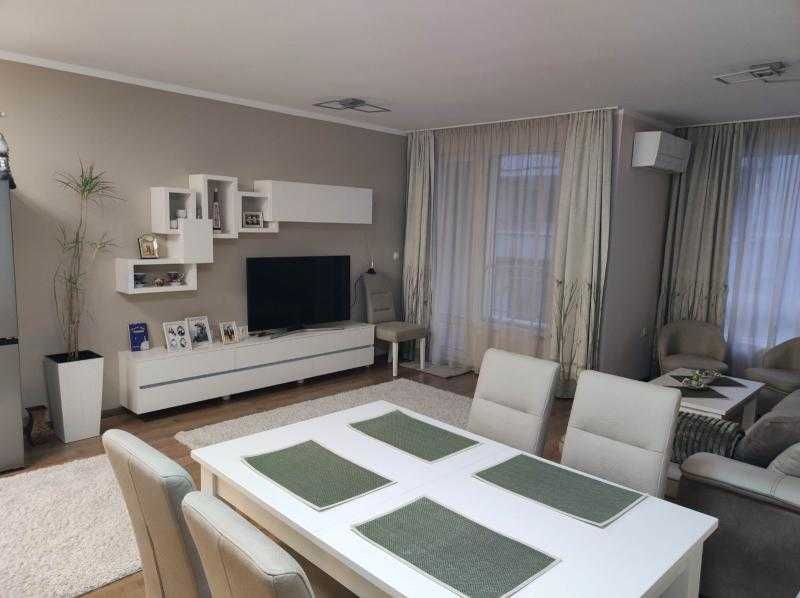 Перфектен тристаен апартамент във Възраждане!