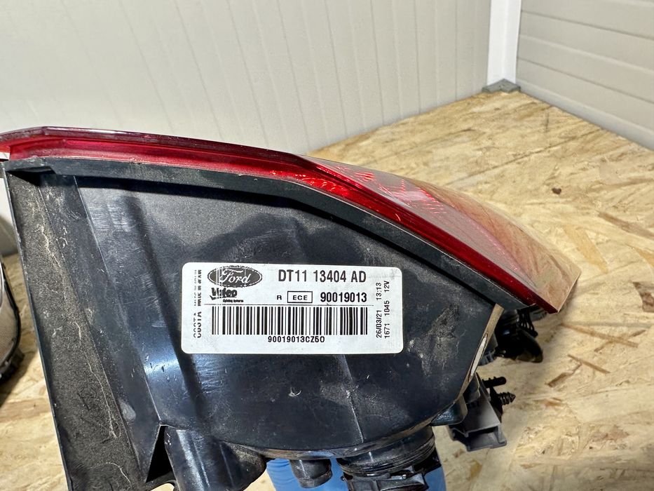 Lampa dreapta Ford Transit Connect