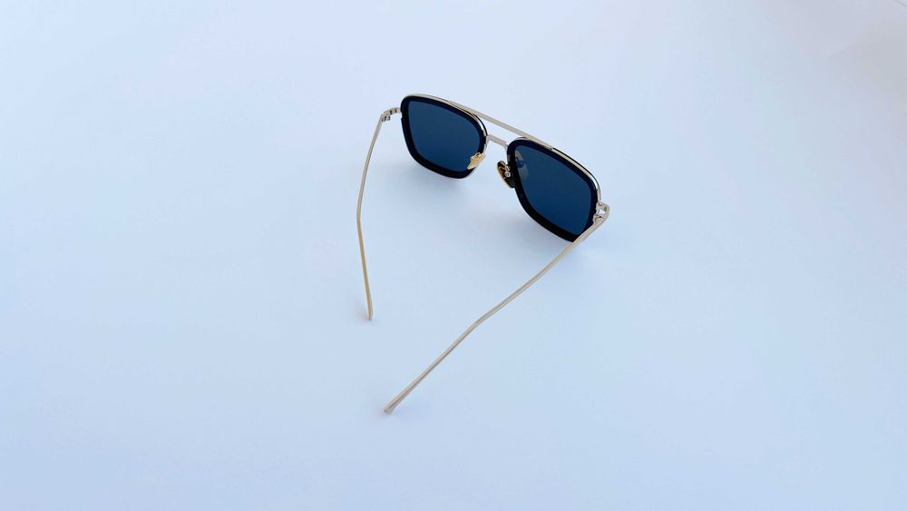 Ochelari de soare Dita Flight Style - Rama aurie Lentile negre
