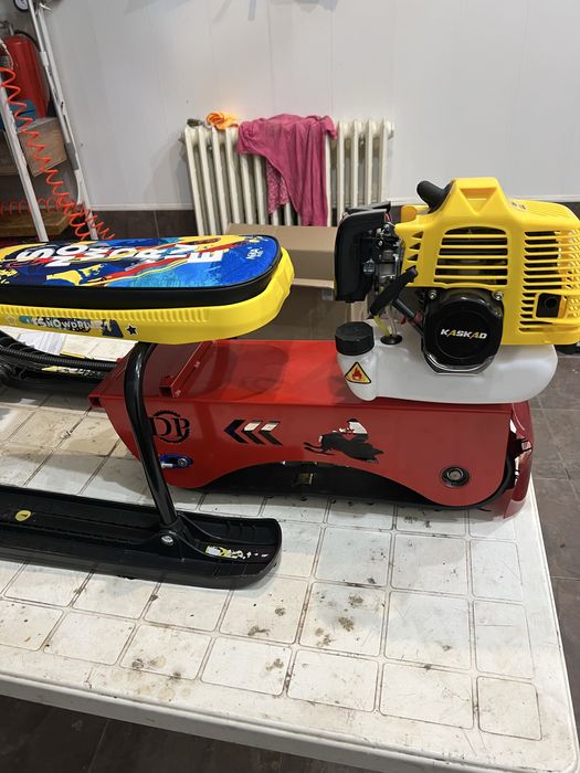 Снегокат детский бензиновый