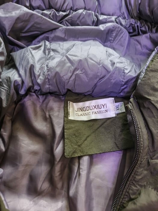 Ayollar kurtkasi. Xxl razmer. Kulrang