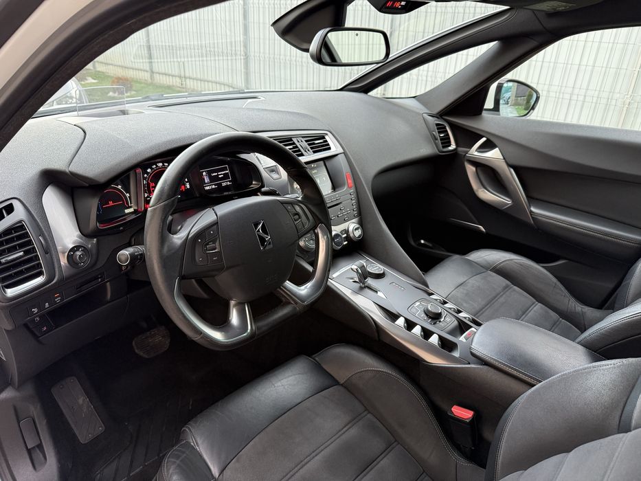 -Citroen DS 5 HYBRID-