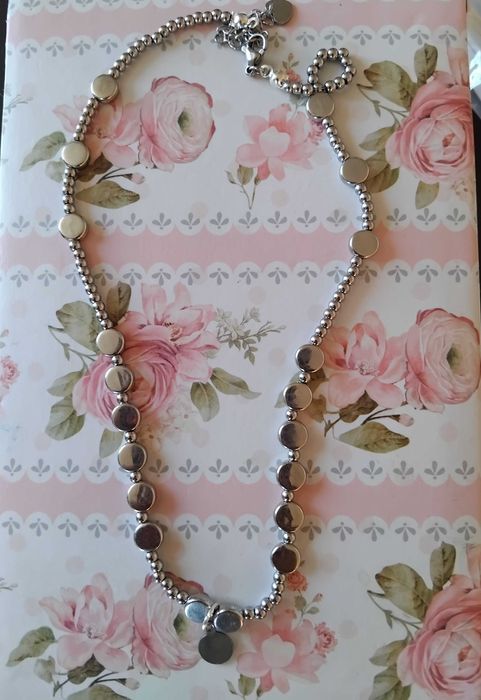 Колиета и гривни от неръждаема стомана и кристали