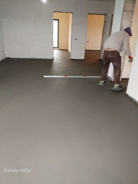 Tencuiala manuala clasică/sapa semiumeda elicopterizată