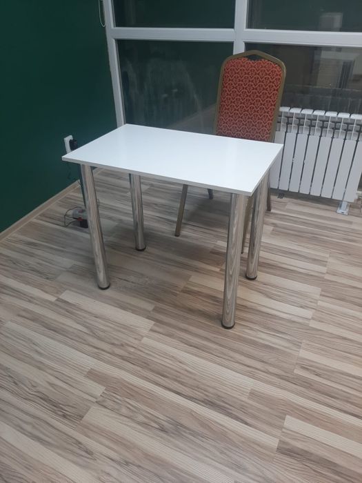 Продам столы для офиса