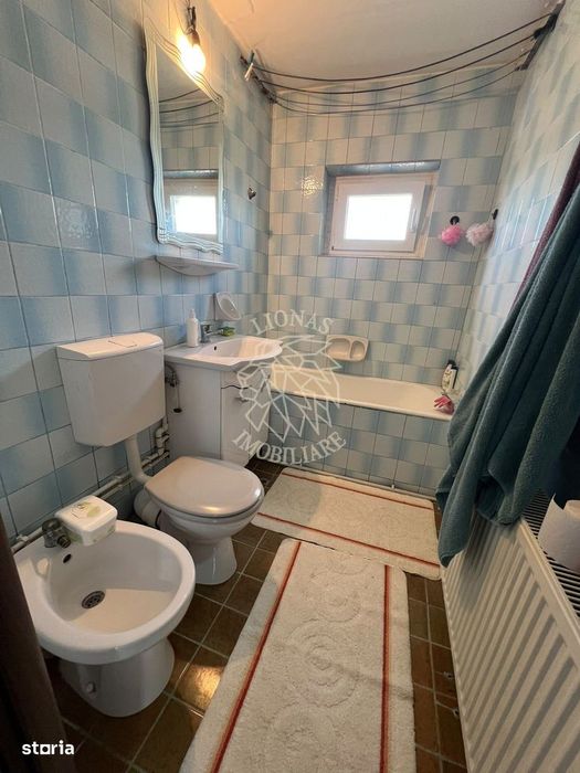 Apartament Renovat 2 camere 59 mp con.-balcon-Zona Decebal