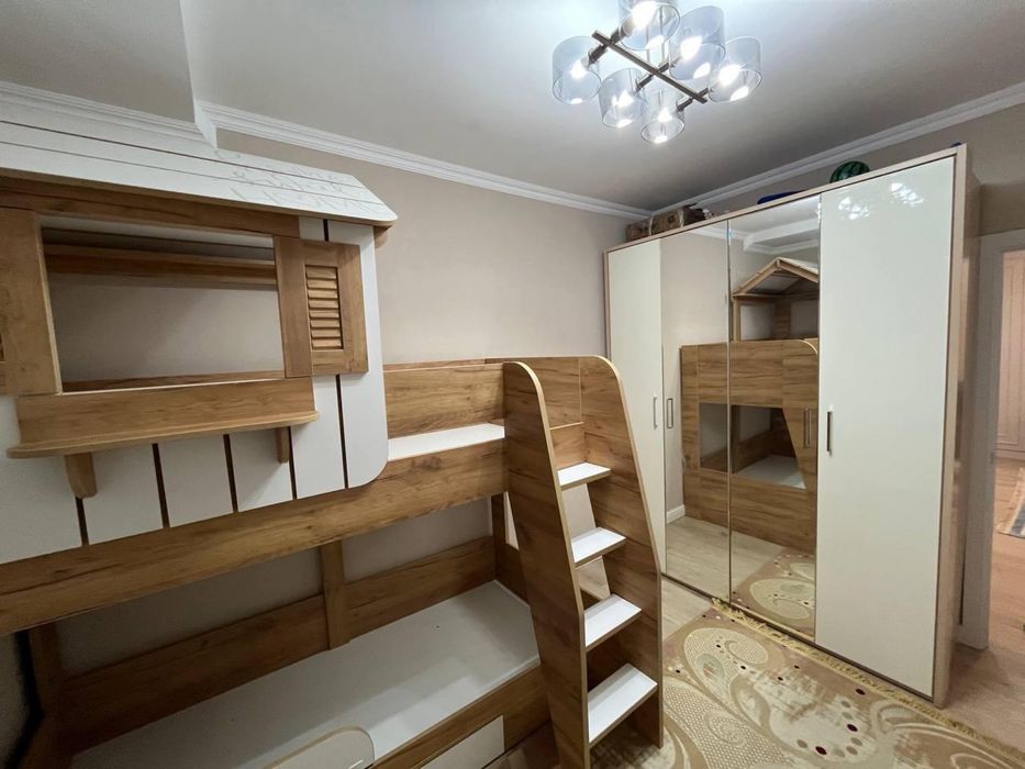 Кровать двухьяростная