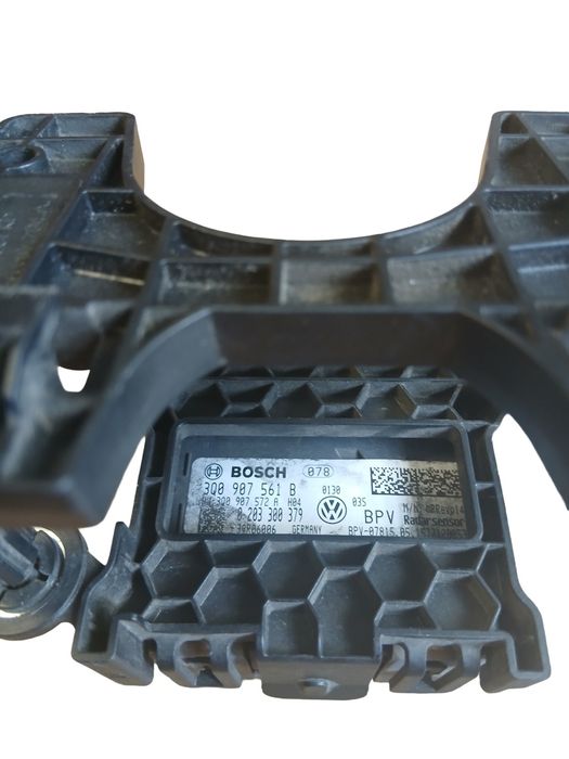 Senzor Radar Distronic Volkswagen Passat B8 [ 2014 - 2019 ] 3Q0907561B