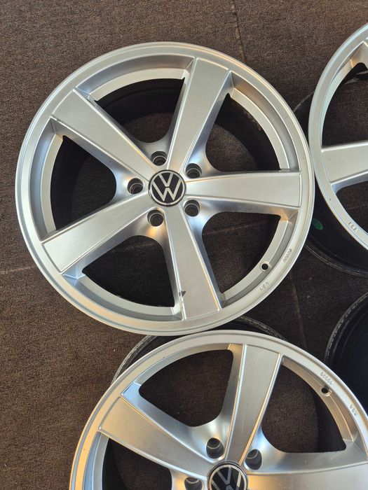 4 Jante Aliaj 5x112 18'' 8J ET 40 - VW Golf Passat Sharan Tiguan Touareg / AUDI A3 A4 A5 A6 A7 Q3 Q5 !