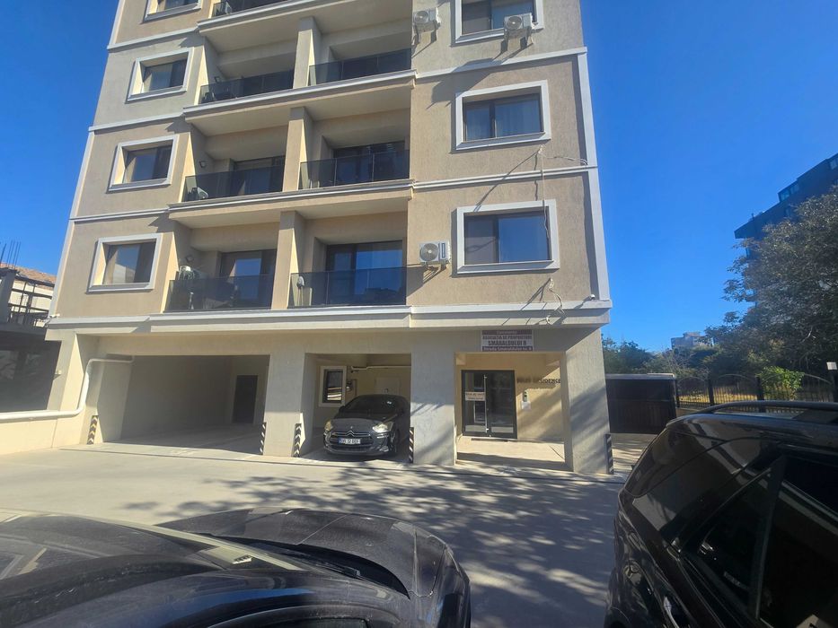Inchiriez apartament 2 camere Campus,bloc nou Solid House