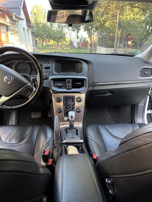 volvo v40 cross country Automat