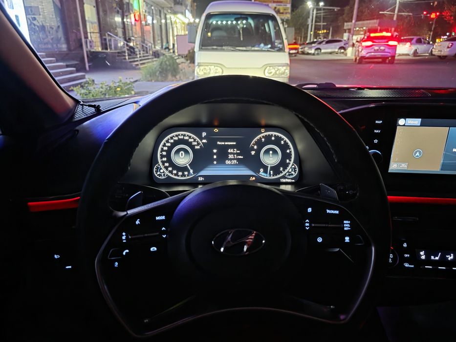 Hyundai sonata..